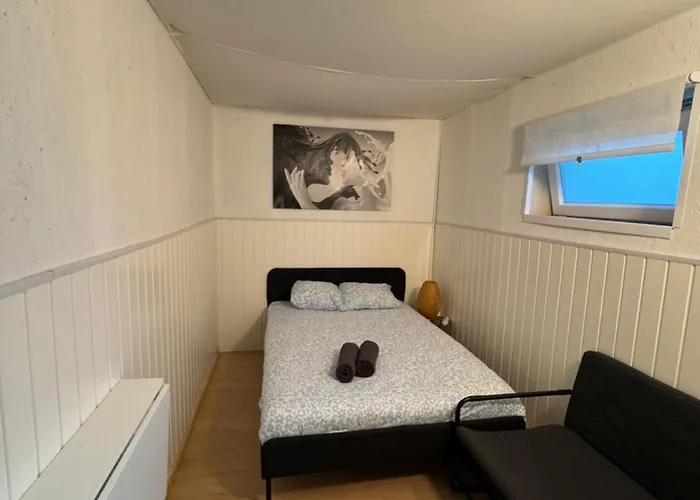 Chambre 1 Avec Salle De Bain Privative