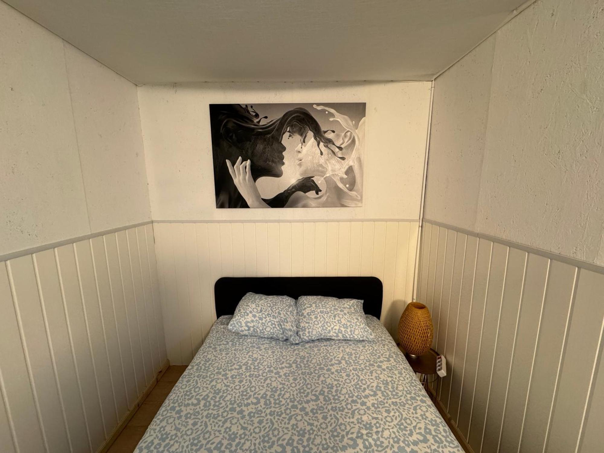 1 Avec Salle De Bain Privative *